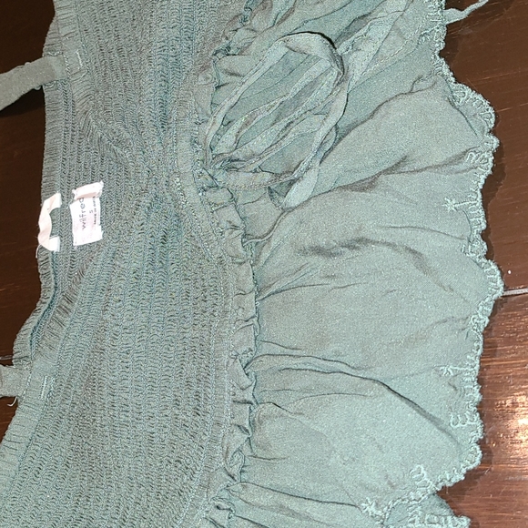 Aritzia Wilfred Scrunch Crop Top - Picture 2 of 4